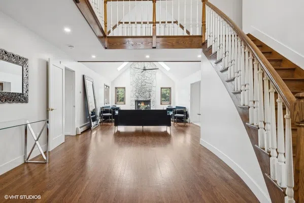 LXURE: The Windsor Manor - Luxury Kosher Rental in Toms River