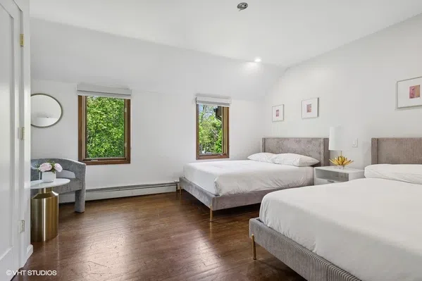 LXURE: The Windsor Manor - Luxury Kosher Rental in Toms River