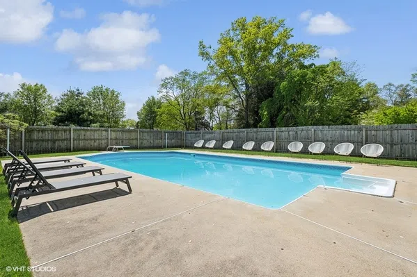 LXURE: The Windsor Manor - Luxury Kosher Rental in Toms River