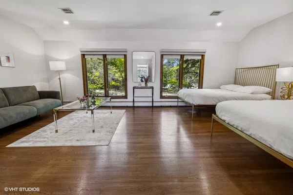 LXURE: The Windsor Manor - Luxury Kosher Rental in Toms River