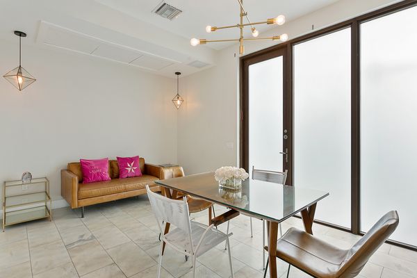 LXURE: The Cabana Suites