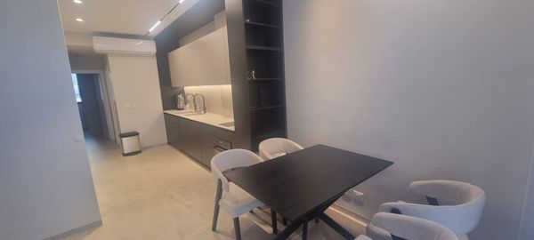 AVODAS YISROEL BRAND NEW PENTHOUSE IN MEAH SHEARIM