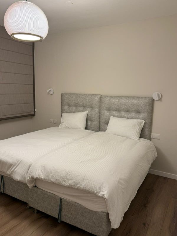 Family vacation apartment, NEWLY RENOVATED holiday rental in Rehavia, Jerusalem