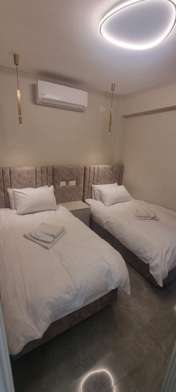 New- Luxurious One Bedroom Vacation Rental On Strauss, Geula- Jerusalem
