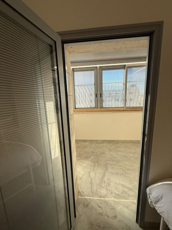 NEW- GORGEOUS VACATION RENTAL IN THE HEART OF JERUSALEM, ROMEMA