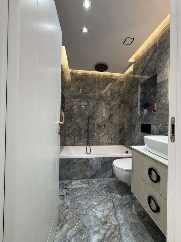 NEW- GORGEOUS VACATION RENTAL IN THE HEART OF JERUSALEM, ROMEMA