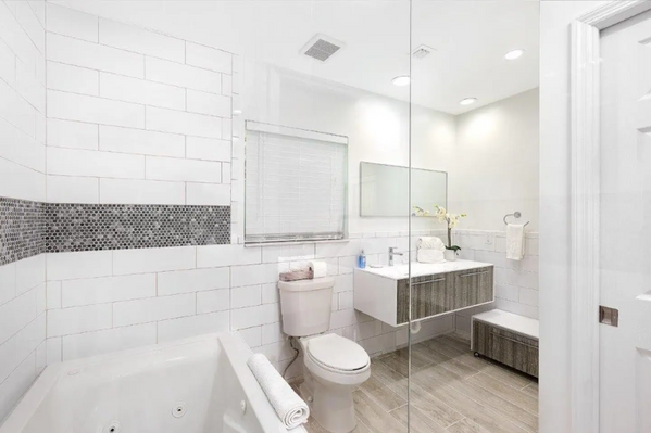 Villa Coral: 4BD/3 BA Private Heated Pool