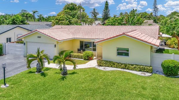 Coastal Cove:4BD/3BA Heated Private Pool