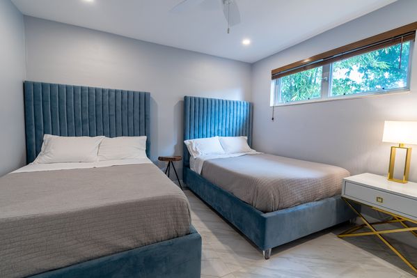 Cozy private suite in North Miami Beach