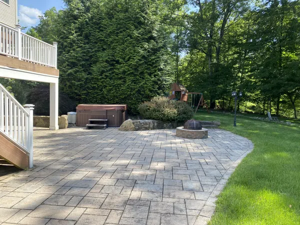 YOM TOV & VACATION RENTAL IN MONSEY