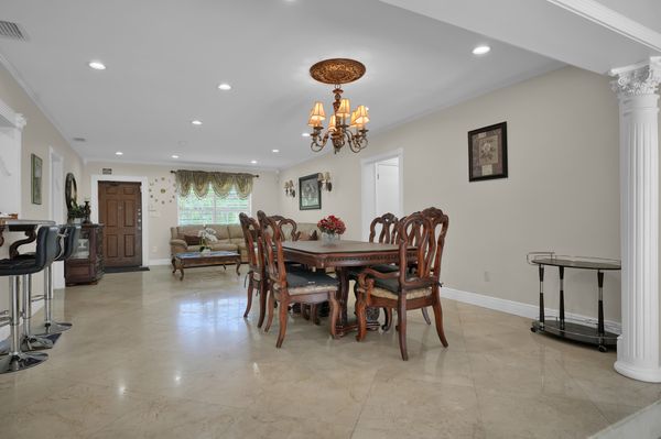 Charming 3-Bedroom Retreat with Pool & Hot Tub