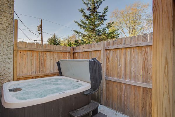 ZEN Villa Pool, Jacuzzi, Hot Tub, Outside Play Ground