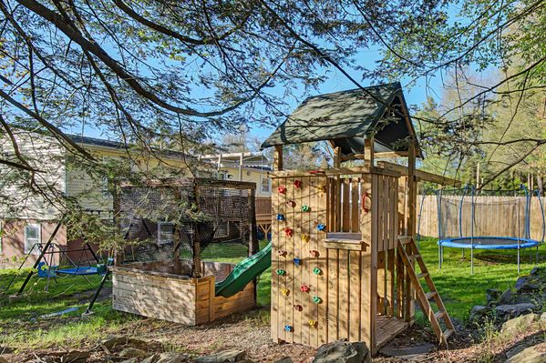 ZEN Villa Pool, Jacuzzi, Hot Tub, Outside Play Ground
